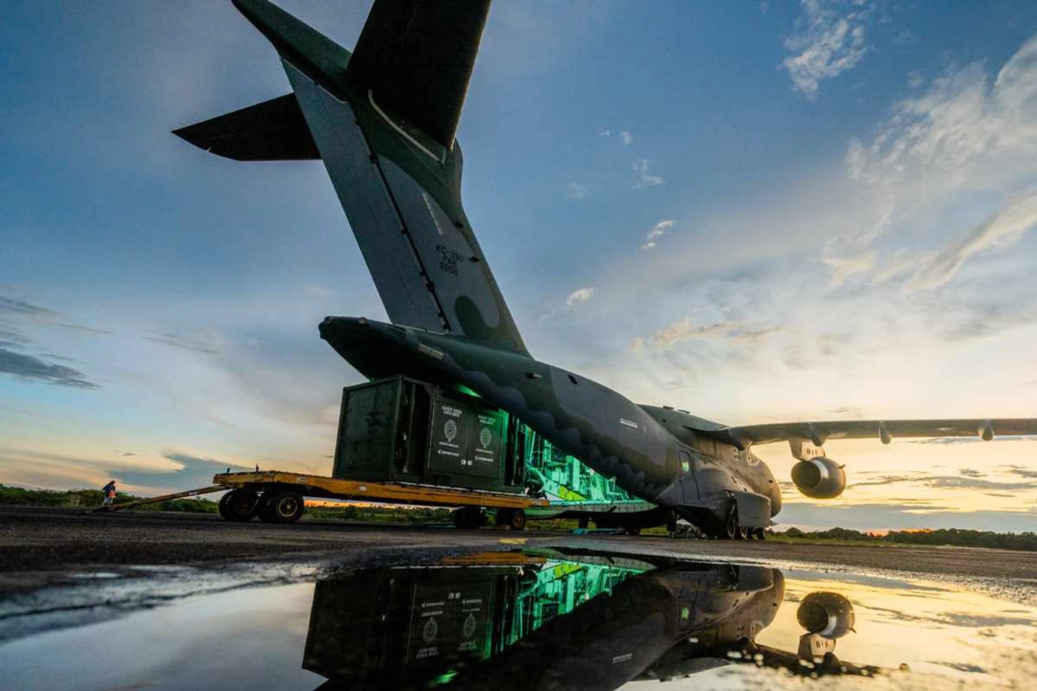 Teste também envolveu o primeiro deslocamento aéreo do novo radar do Exército (Embraer)