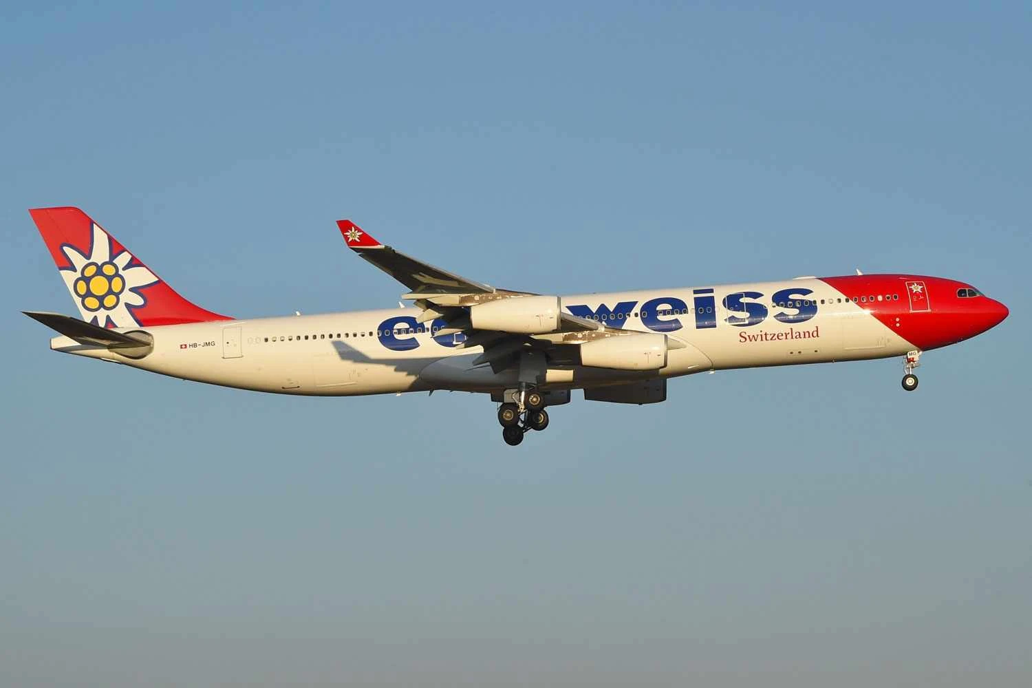 Atualmente a companhia aérea suiça voa com cinco A340-300 (Aero Icarus)