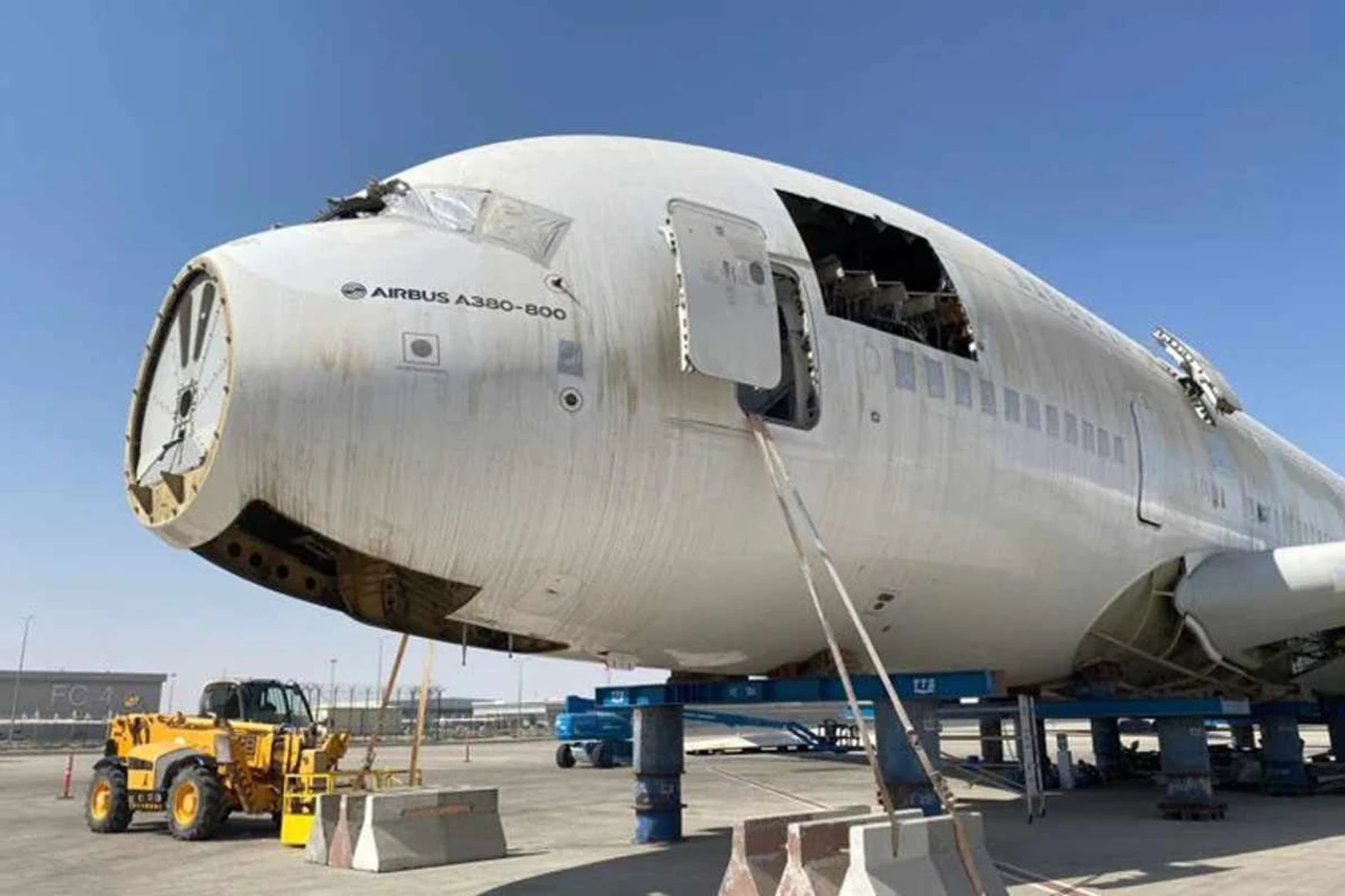 O avião foi desmontado pela Falcon Aircraft Recycling no aeroporto de Dubai (Aviationtag)