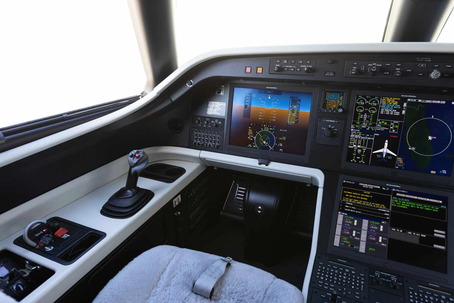 Simulador de voo do Praetor (Embraer)