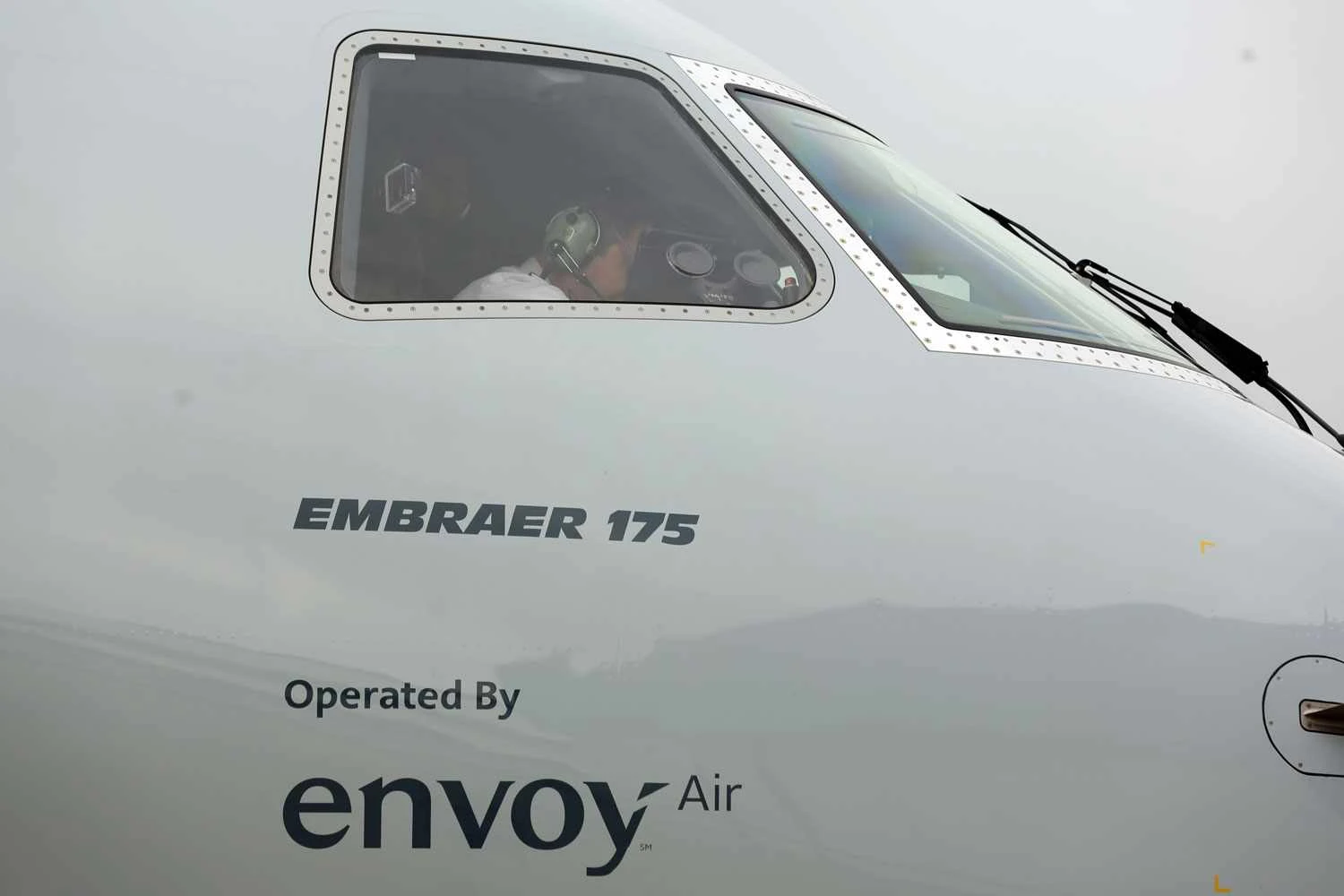 Os jatos são operados pela Envoy Air (Embraer)