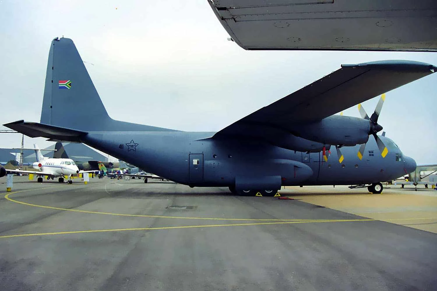 A Força Aérea da África do Sul teria seis C-130B em sua frota, mas as condições são desconhecidas (Bob Adams)