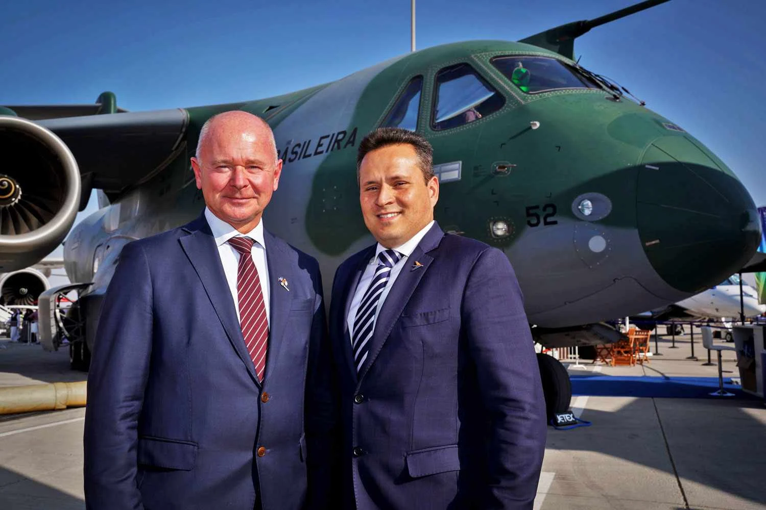 Micael Johansson, Presidente e CEO da Saab, e Bosco da Costa Junior, Presidente e CEO da Embraer Defesa &amp; Seguran&ccedil;a (Embraer)