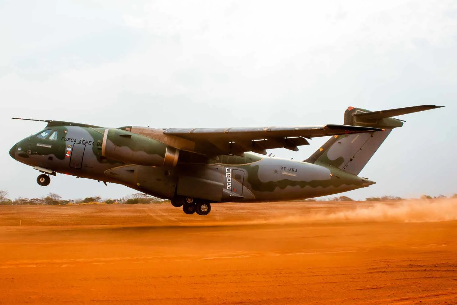 O C-390 estará em Dubai (Embraer)