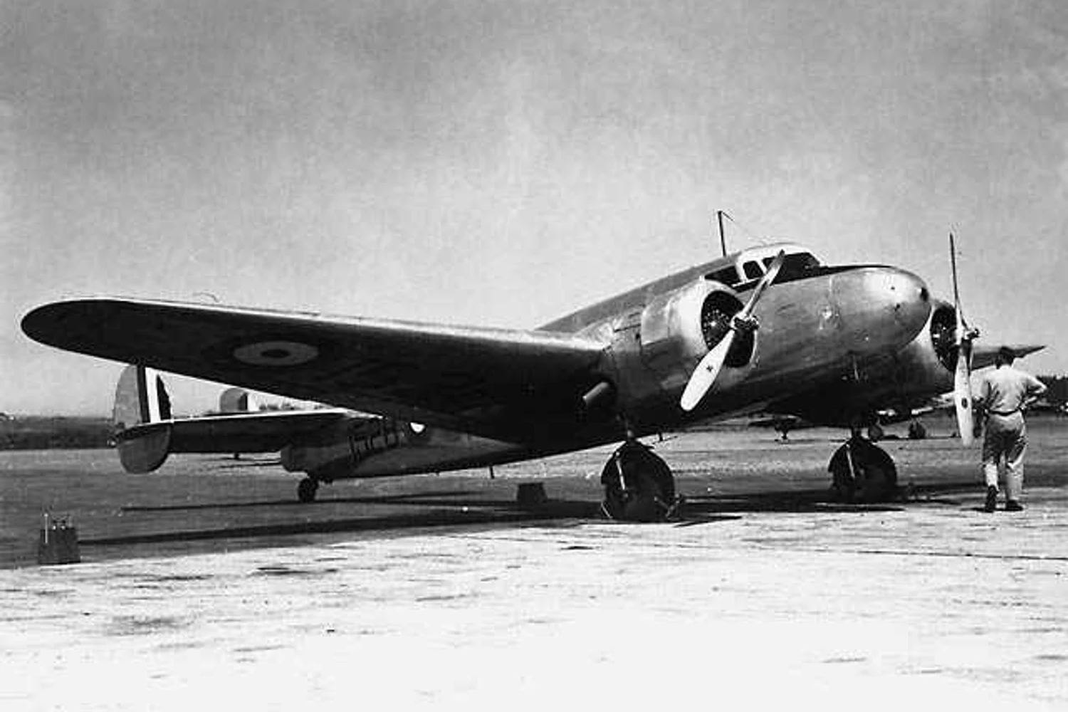 Lockheed_10A_Electra_ExCC
