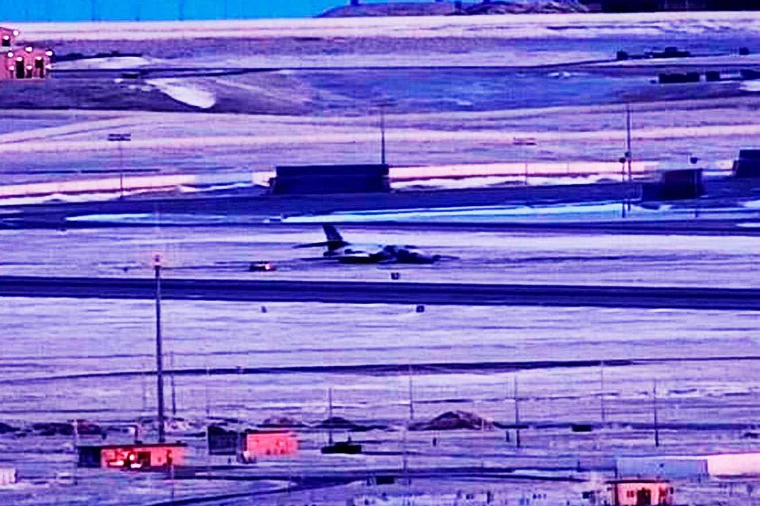 O bombardeiro B-1B acidentado na Base Aérea de Ellsworth (Reprodução)