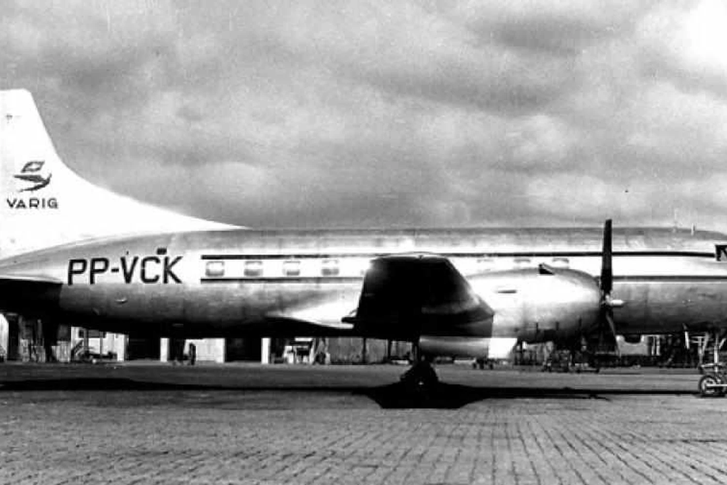 PP-VCK foi um dos Convair 240 recebidos pela VARIG. A aeronave em questão foi destruída em um acidente aéreo em Brasília em 22 de setembro de 1958, durante voo de treinamento, felizmente sem vítimas fatais. Foto: Ed Coates via Bureau of Aircraft Accidents Archives