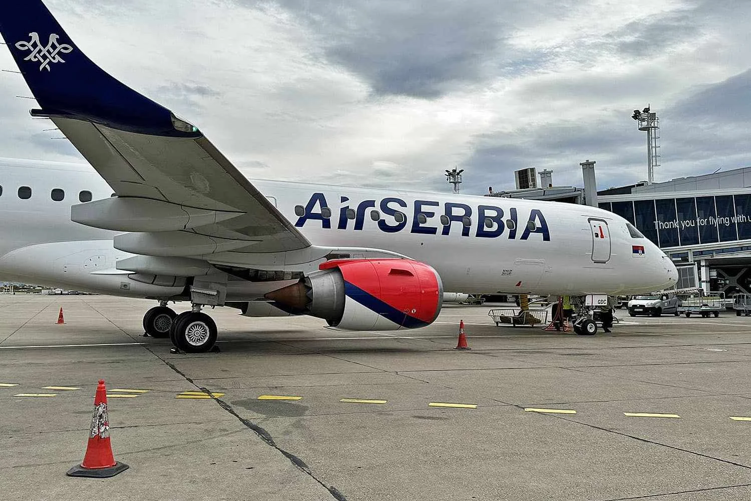 Air Serbia desiste de voar com jatos Embraer após incidente em Belgrado