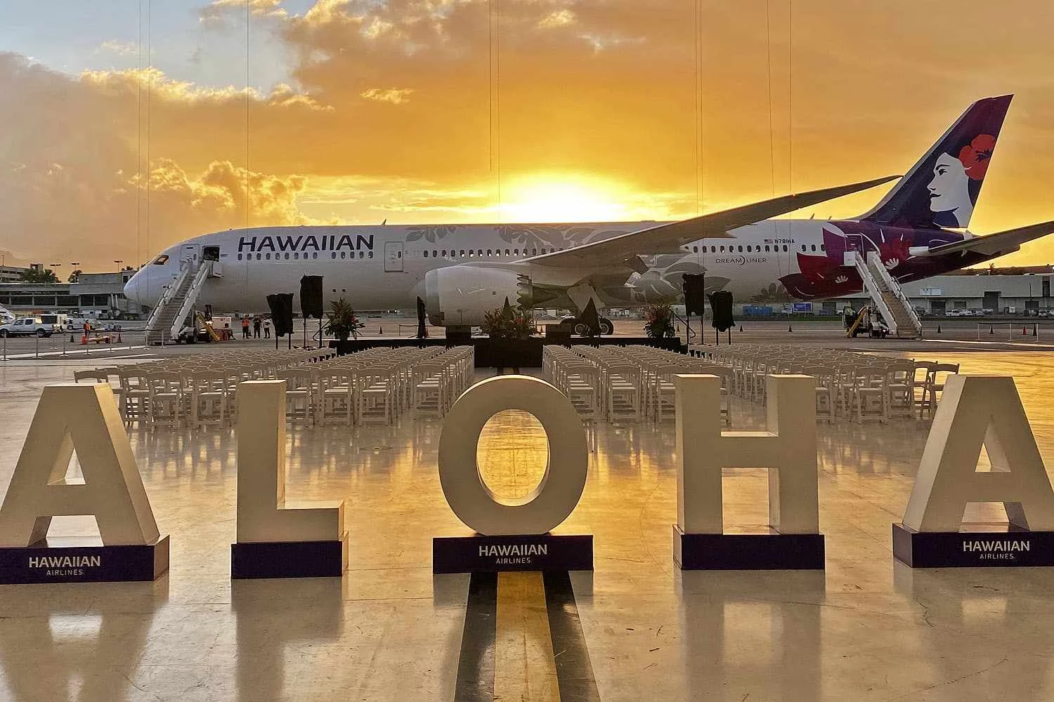 O primeiro Boeing 787-9 Dreamliner da Hawaiian (HA)