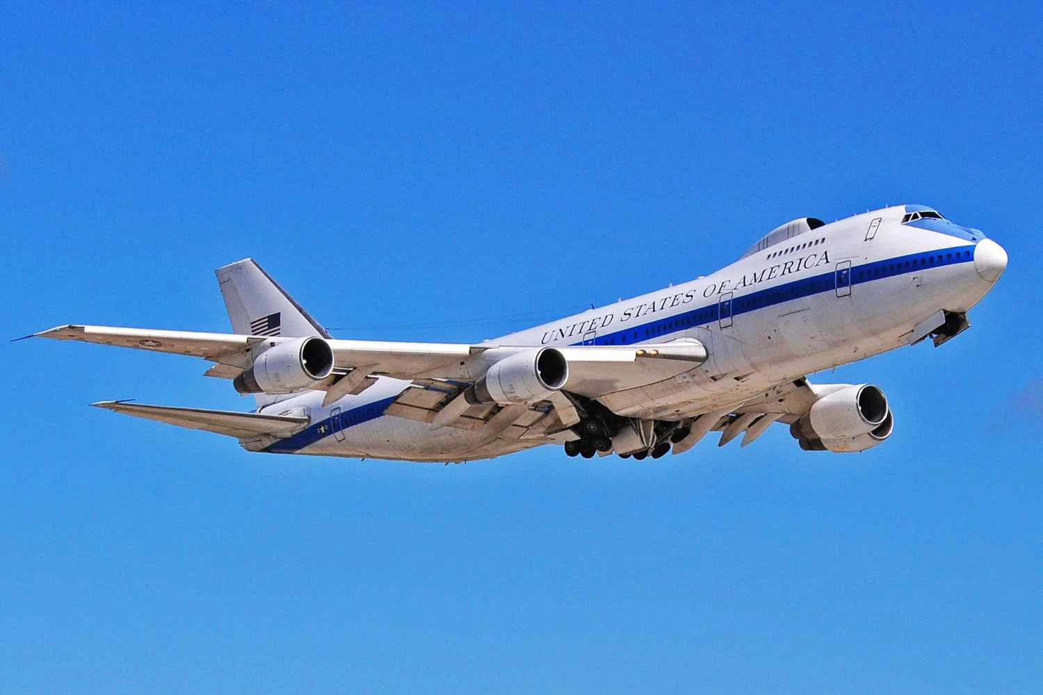 A For&ccedil;a A&eacute;rea dos EUA tem quatro E-4B que devem voar at&eacute; o come&ccedil;o dos anos 2030