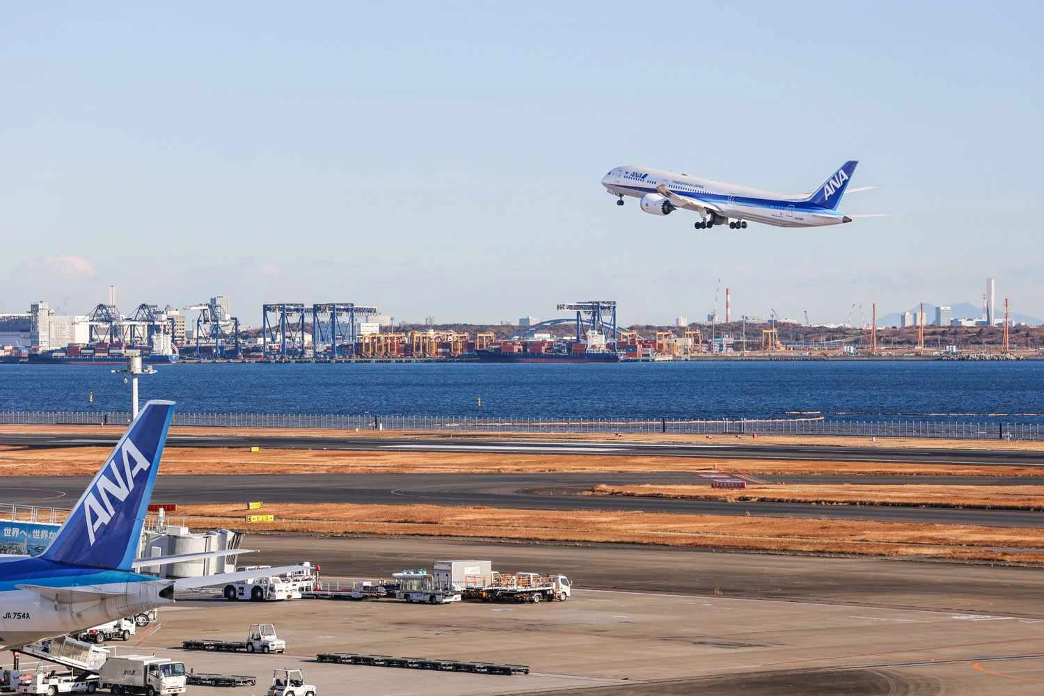 T&oacute;quio teve seus dois aeroportos na lista dos 10 mais