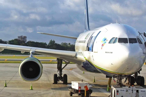 Azul recebe primeiro A330 ex-American Airlines todo branco