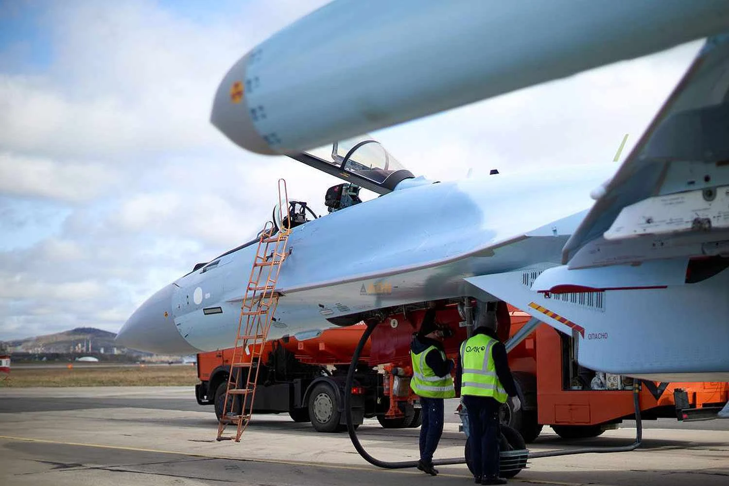 Novo ca&ccedil;a Sukhoi Su-35S da R&uacute;ssia