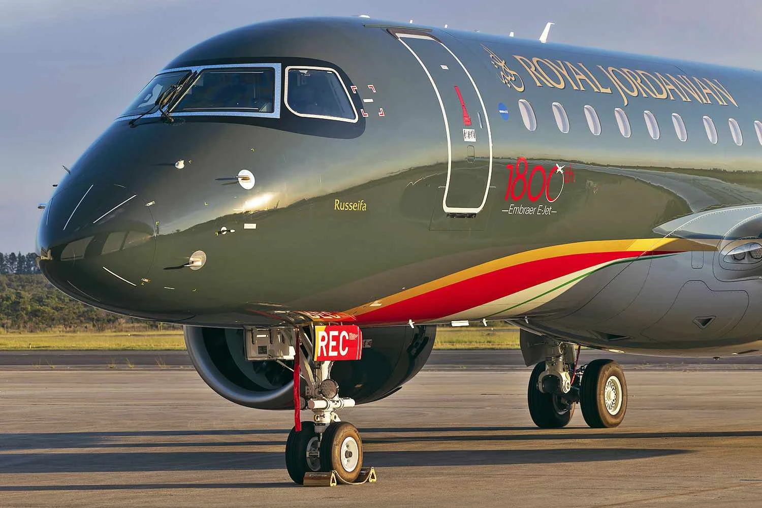 Com jato E190-E2, Embraer chega à 1.800 E-Jets entregues