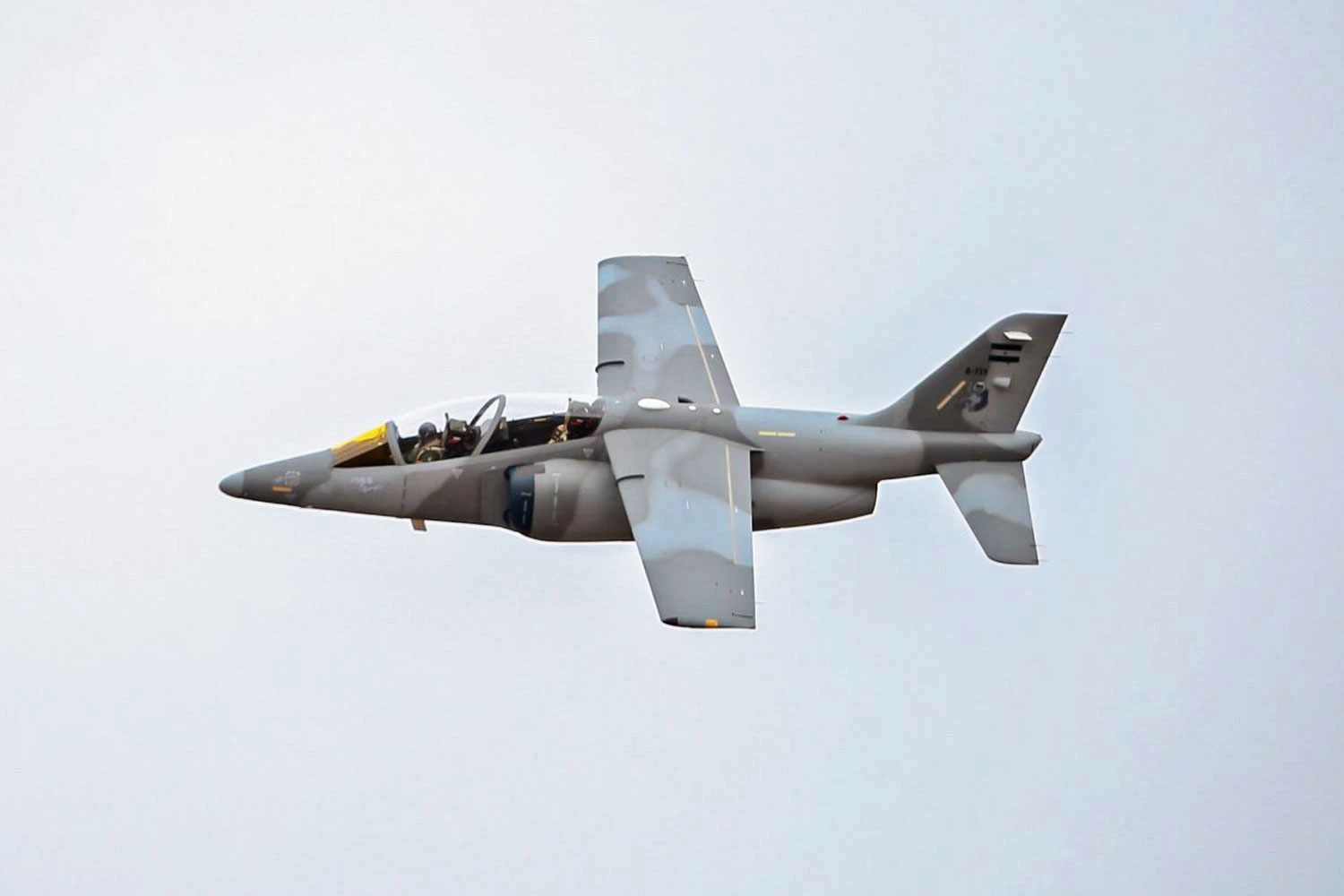 A FAdeA vai entregar três novos Pampa III para a Força Aérea Argentina