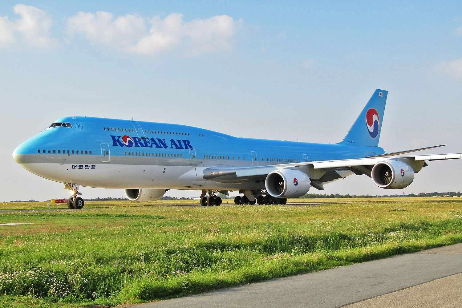 Um dos cinco Boeing 747-8 comprados pela Sierra Nevada da Korean Air