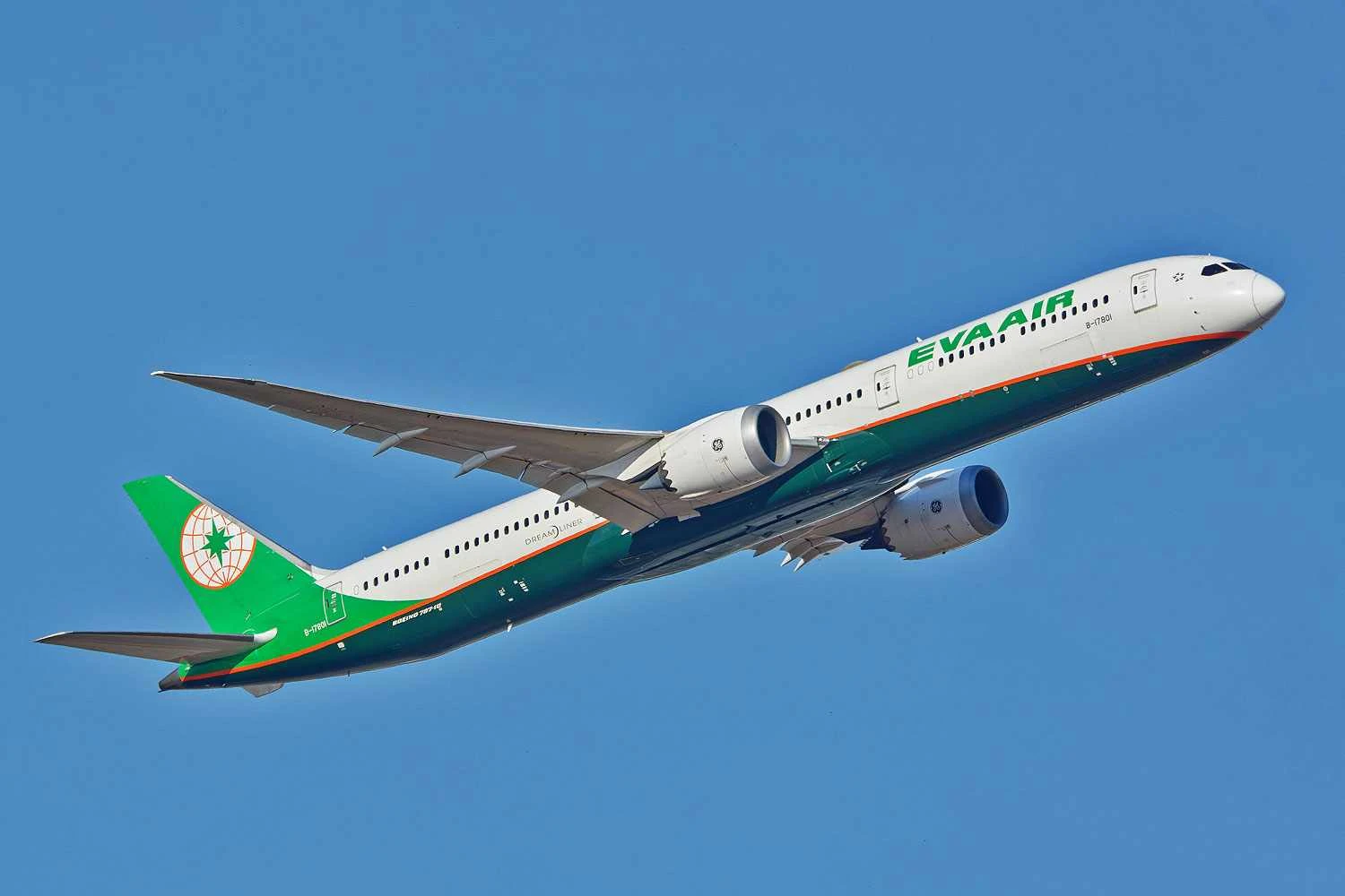 Boeing entregou apenas 24 jatos em maio e queda no ano chega a 36%