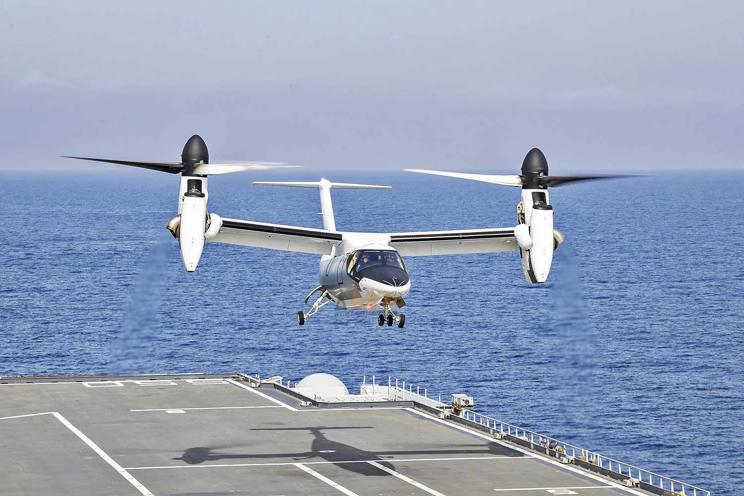 O AW609 será usado para missões civis, mas pode assumir tarefas militares no futuro