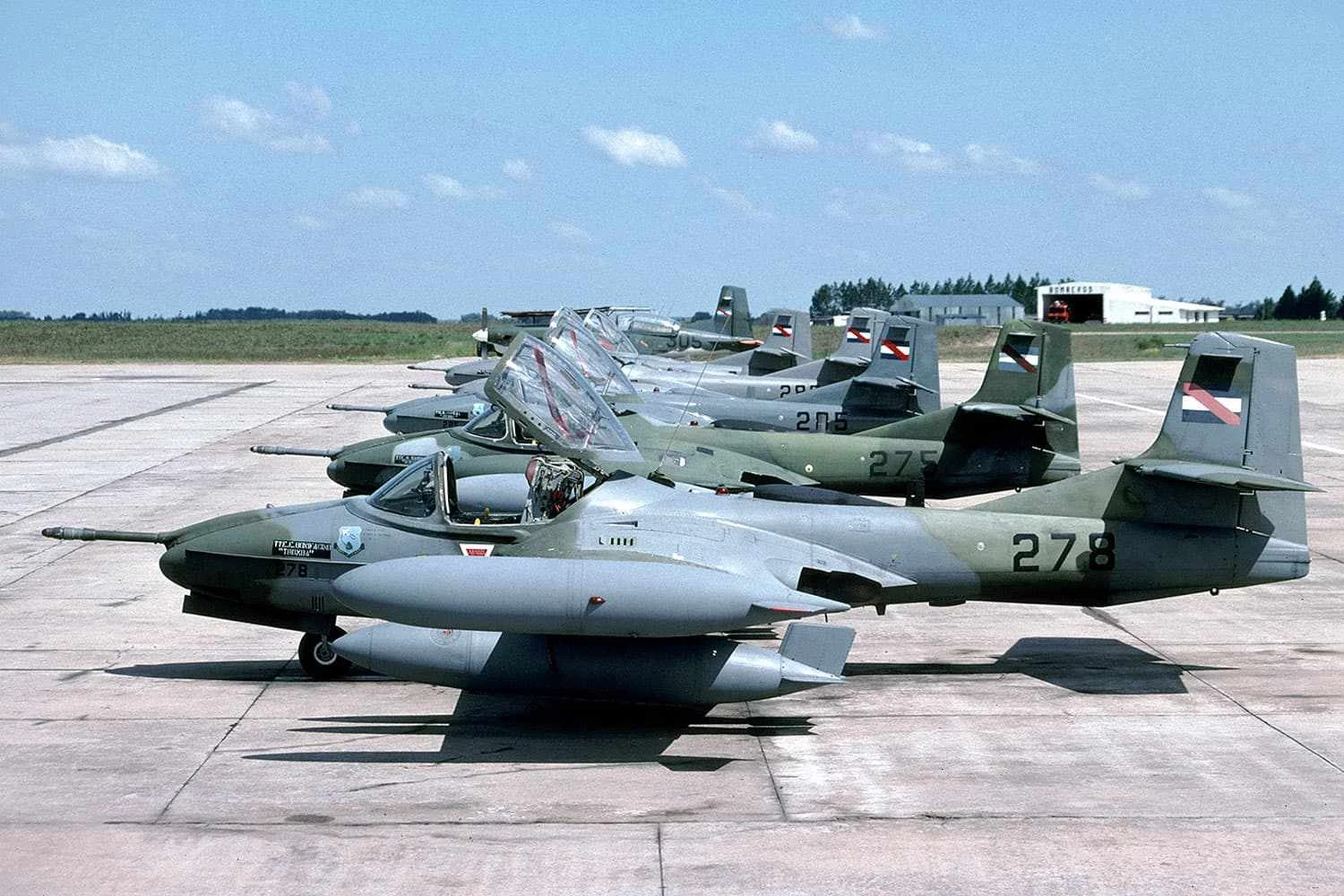 A Força Aérea do Uruguai tem sete jatos A-37 há muitos anos em serviço