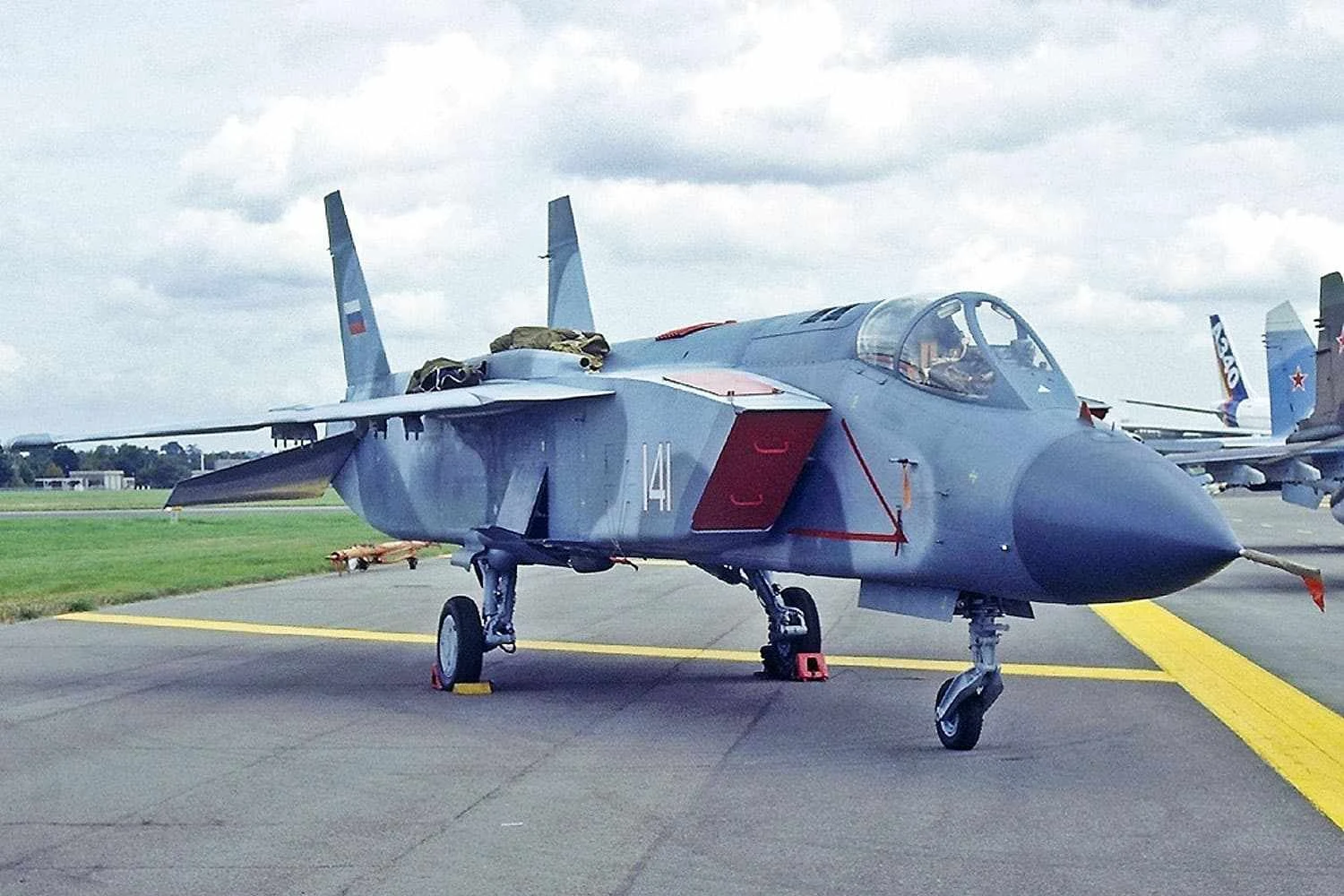 Jato supersônico que decolava e pousava como helicóptero foi abandonado nos anos 90
