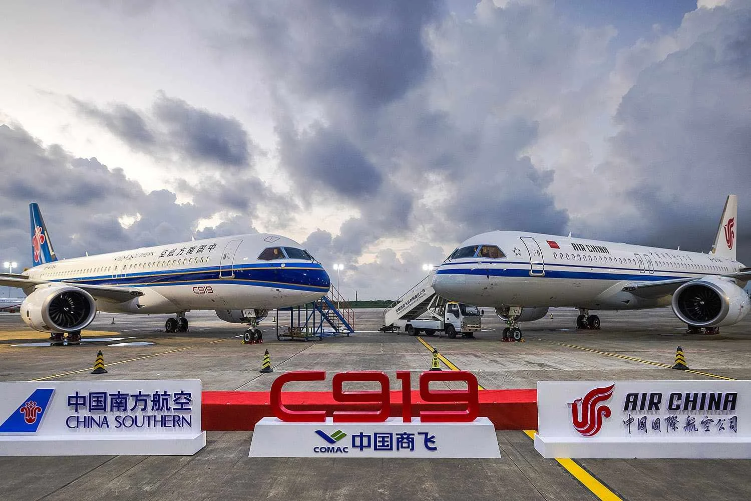 Aeronave COMAC C919 da China Southern e Air China