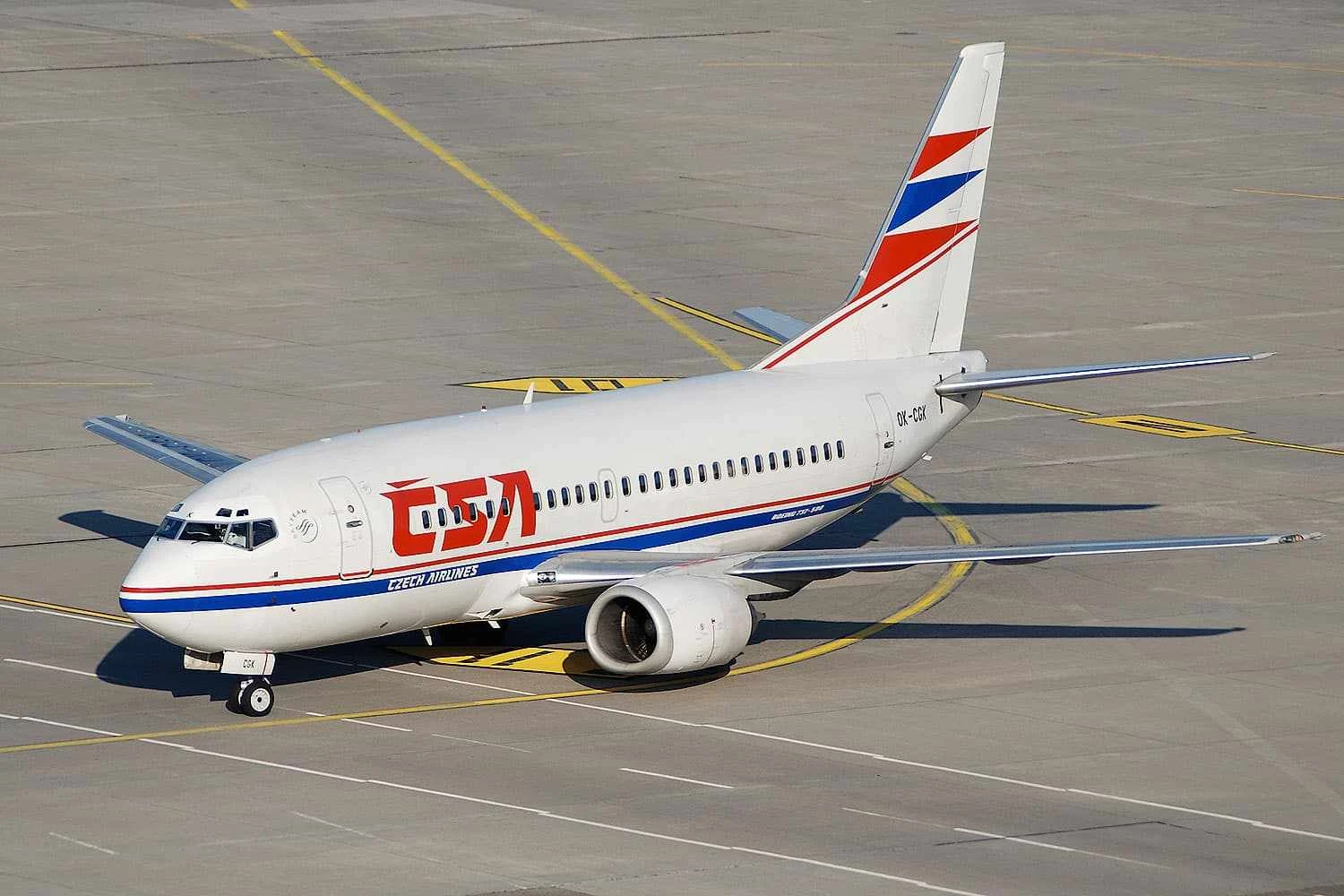 Antigo Boeing 737-500 operado pela CSA (Aero Icarus)