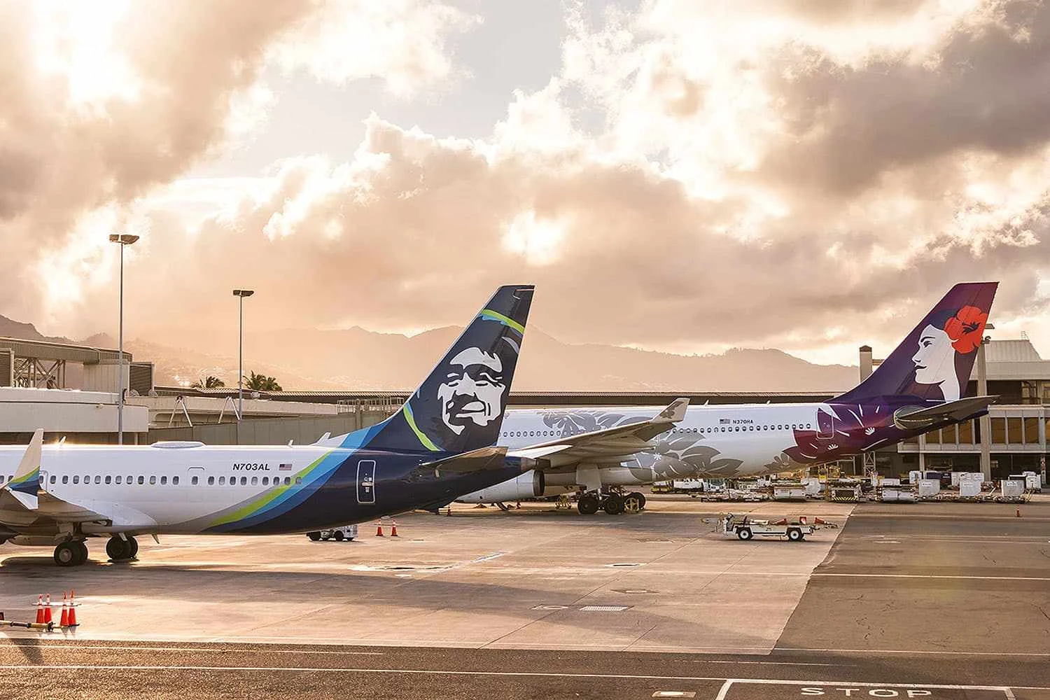 Companhias aéreas dos EUA Alaska Air e Hawaiian Airlines têm luz verde para fusão