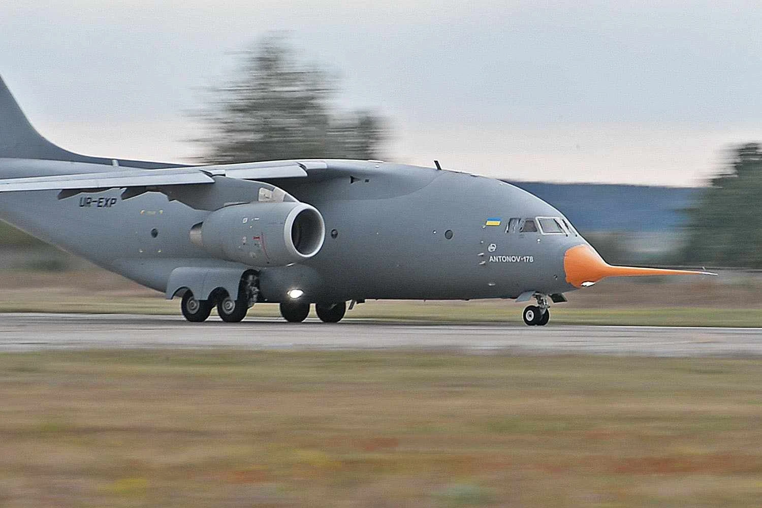"KC-390 ucraniano", único An-178 voa para a Polônia