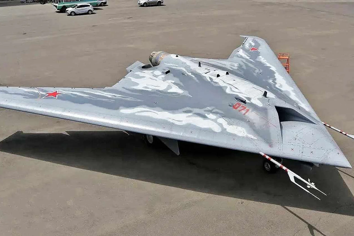 O drone S-70