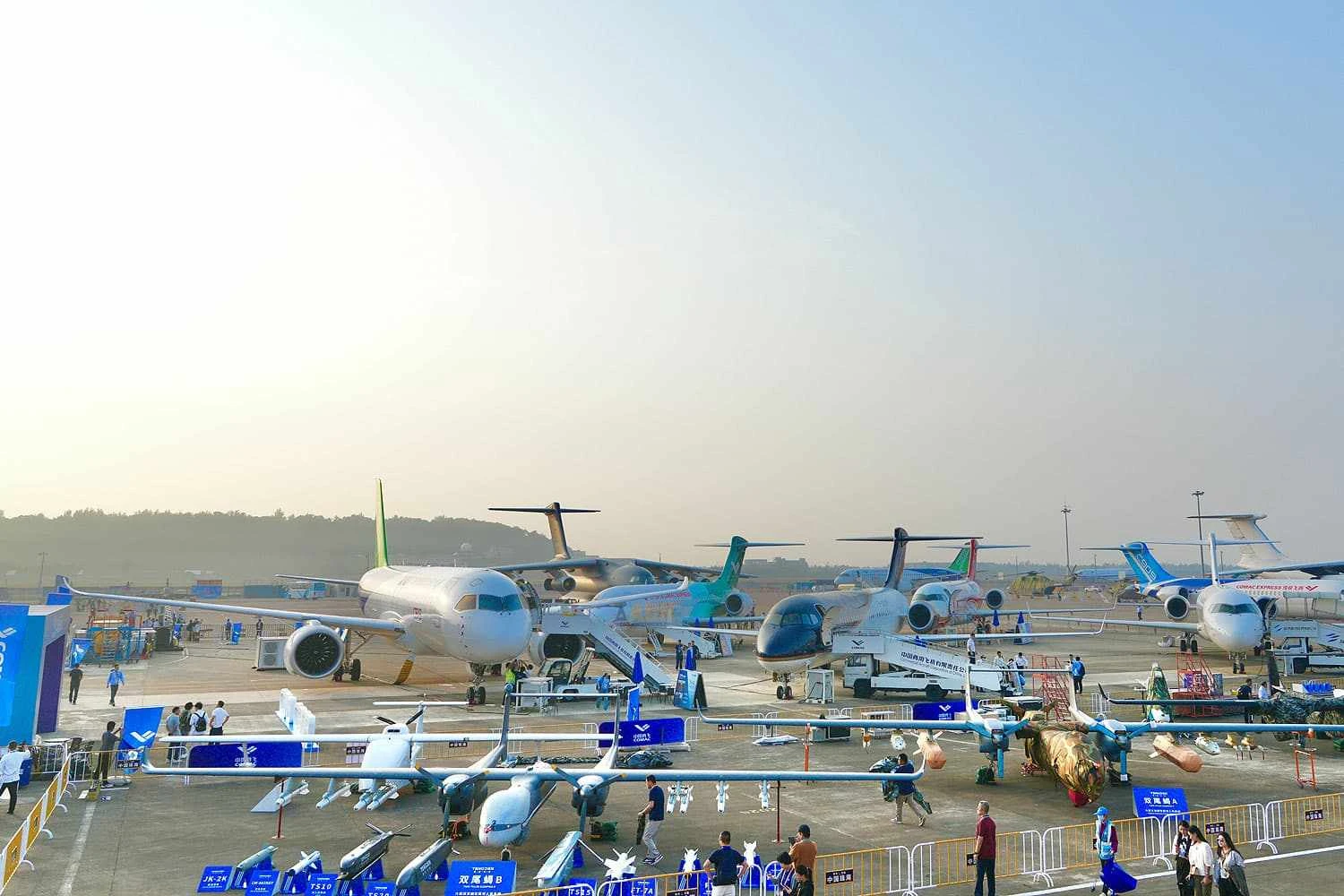 Jatos comerciais da COMAC em Zhuhai