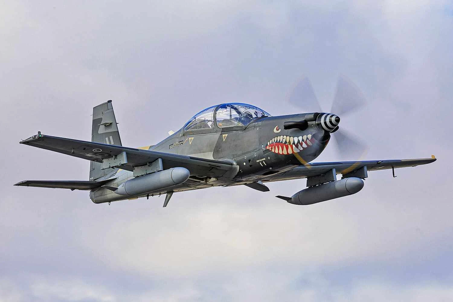 O turboélice KT-1P do Peru durante a CRUZEX (FAB)