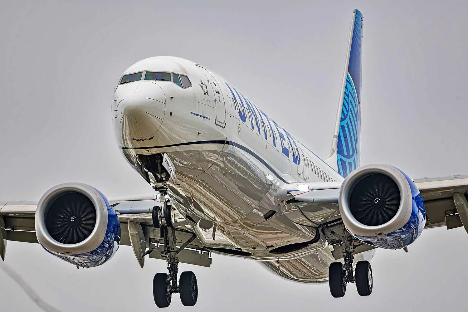Boeing quer produzir quase tantos 737 quanto Airbus monta seus A320