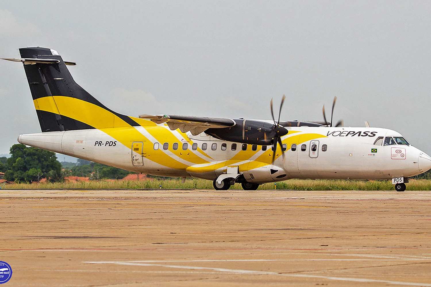 Um dos dois ATR 42, o PR-PDS não voa desde agosto passado (Alexandro Dias)
