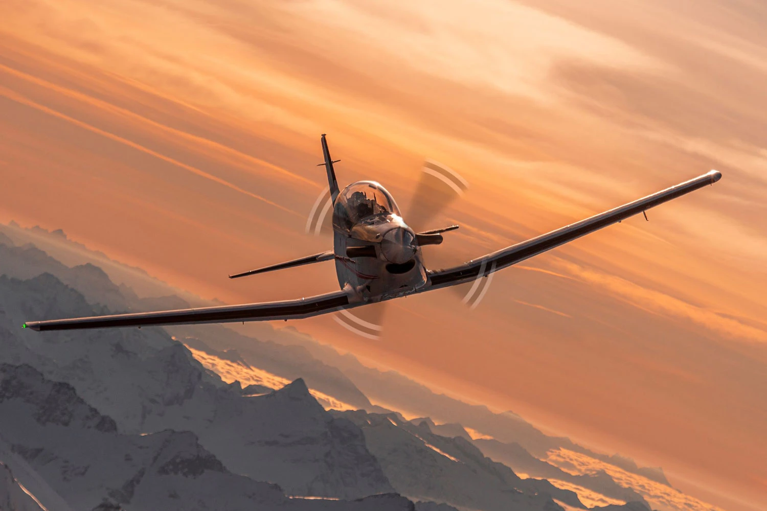 Holanda escolhe rival do Super Tucano para treinamento de pilotos