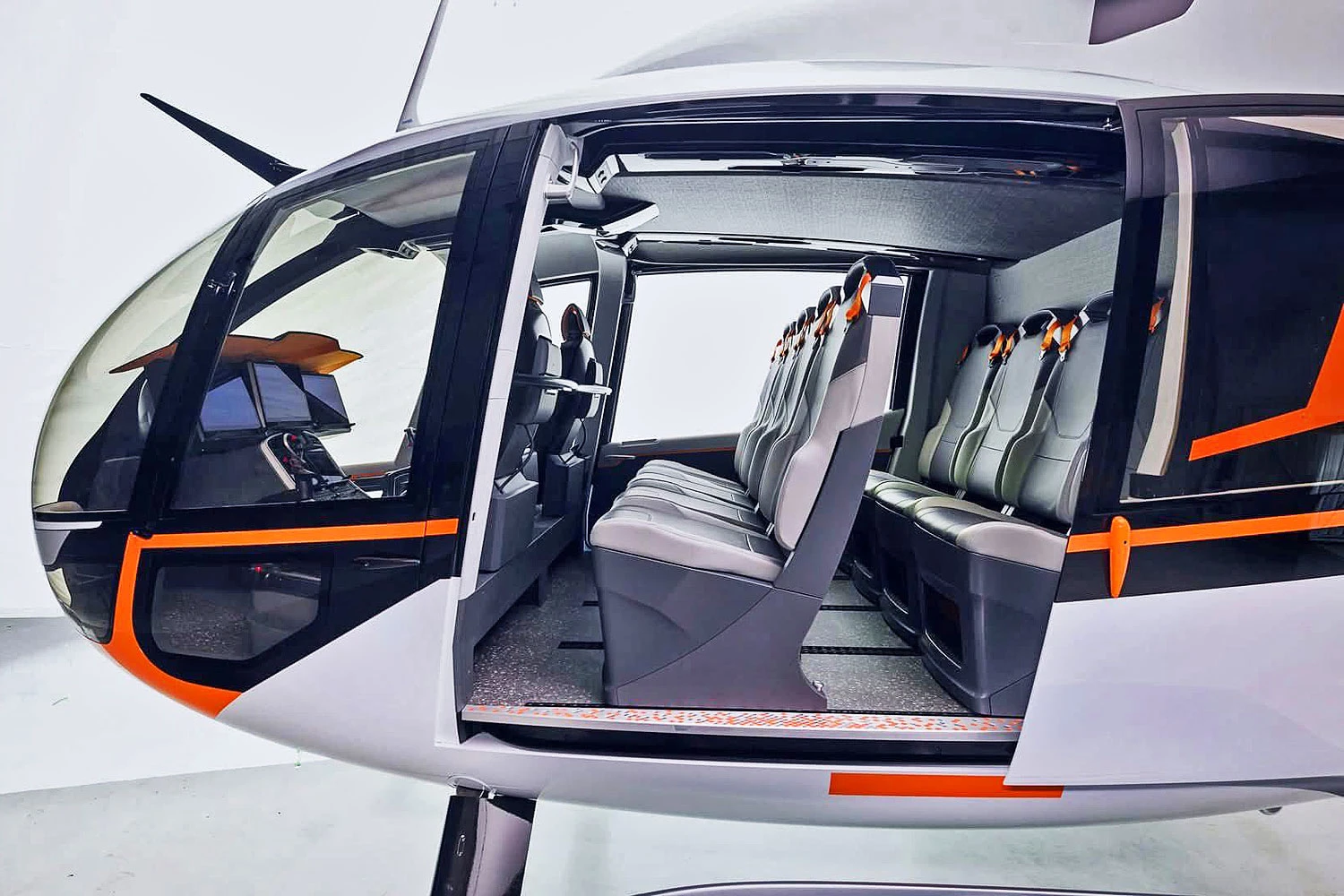 Helicóptero será capaz de transportar até 8 passageiros além de piloto e co-piloto (Robinson)