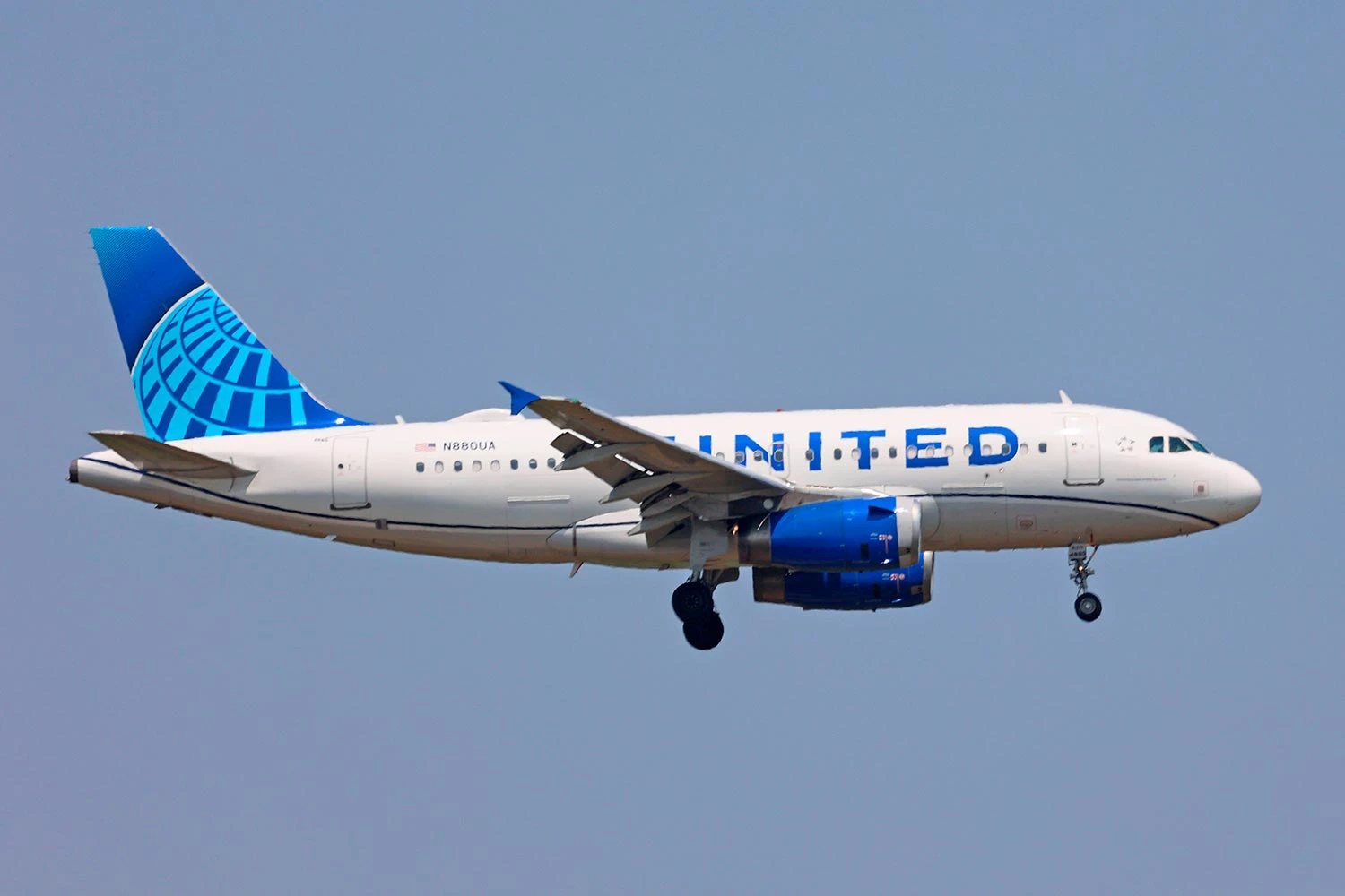 United Airlines vai aposentar 21 jatos A319 e A320 antes do planejado