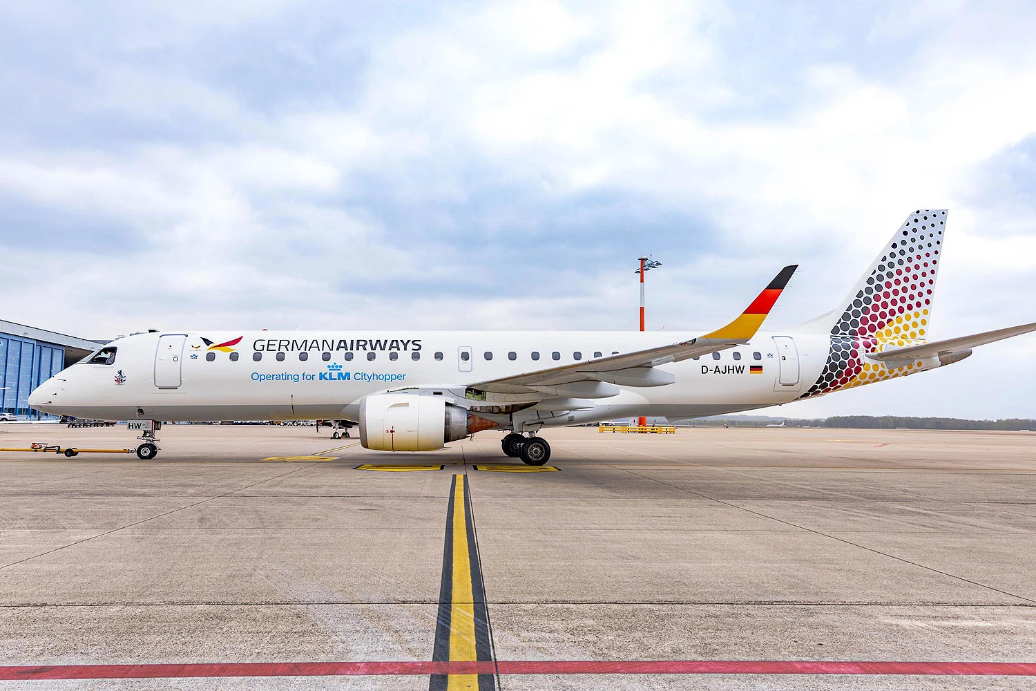 A German Airways tem como principal cliente a KLM Cityhopper (German Airways)