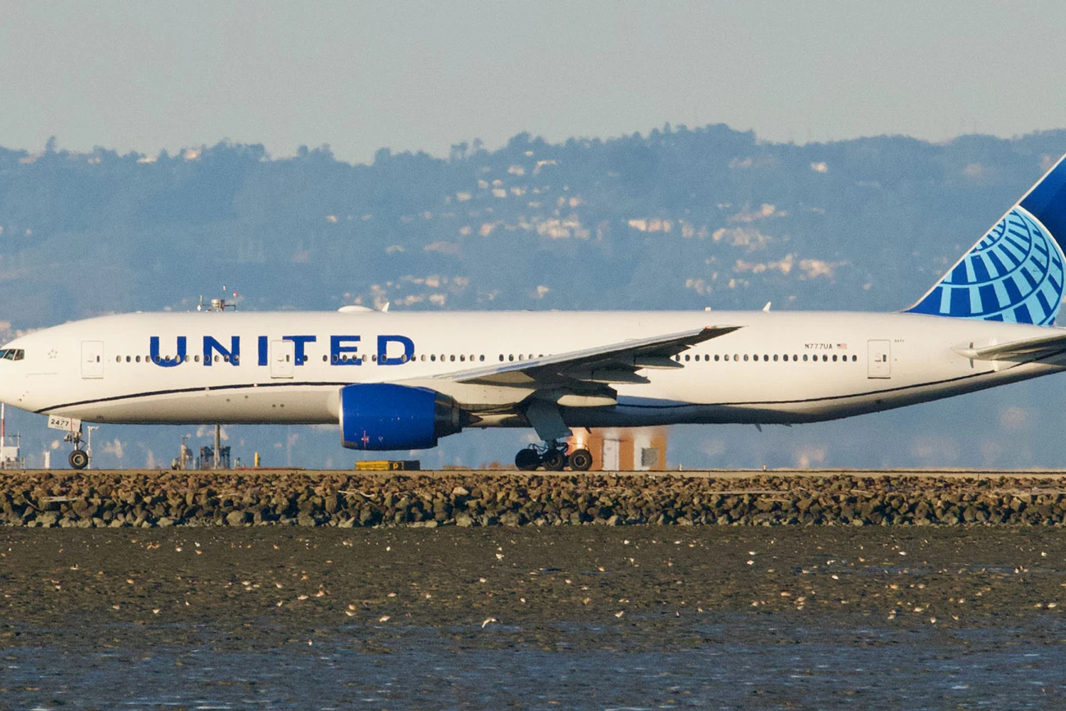 Primeiro jato 777 segue em operação com a United (Bill Abbott)
