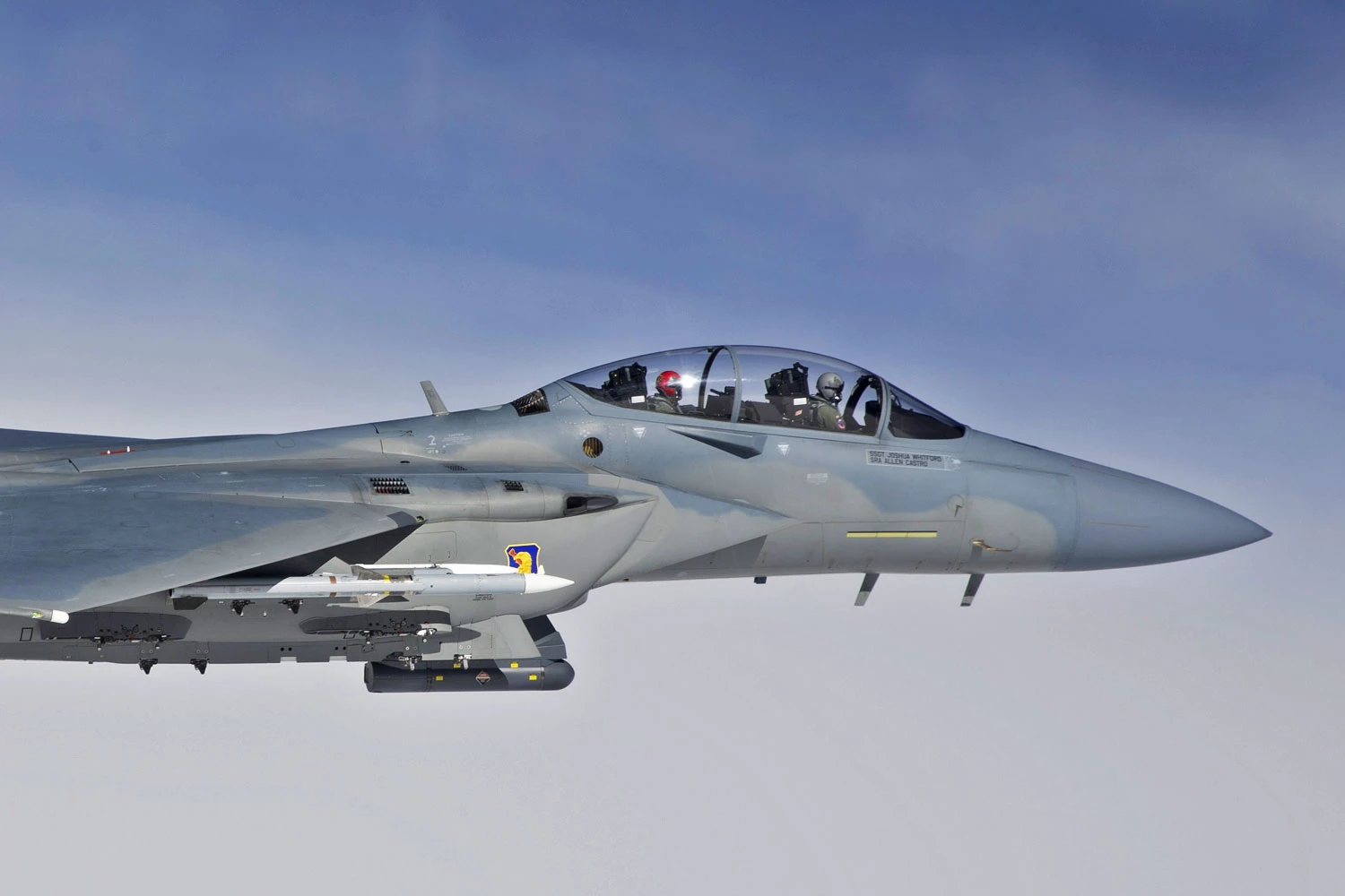 Parlamentares dos EUA defendem contratos de longo prazo para caças F-35 e F-15EX
