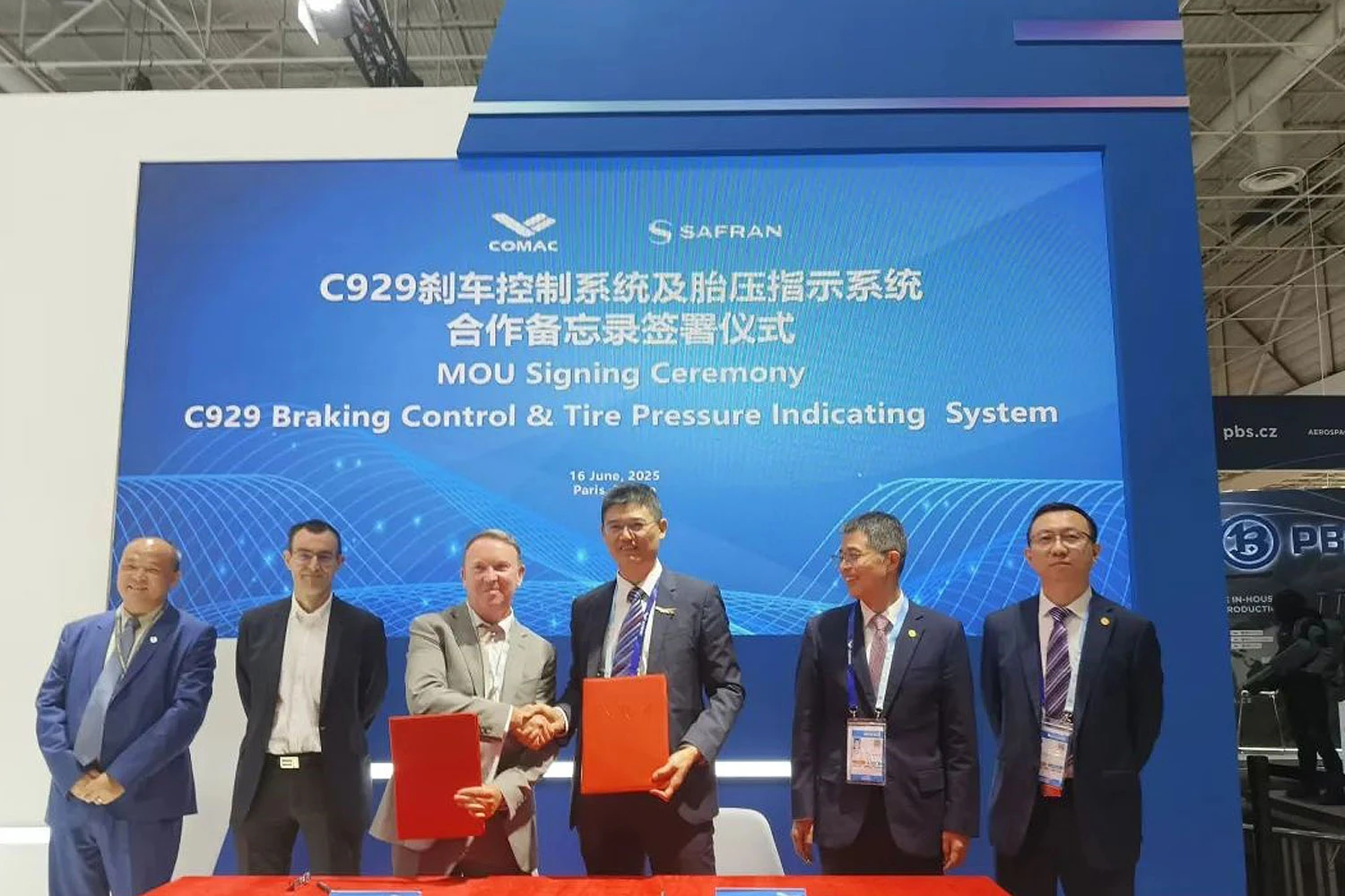 Assinatura de acordo entre a COMAC e a Safran para o jato C929 (COMAC)