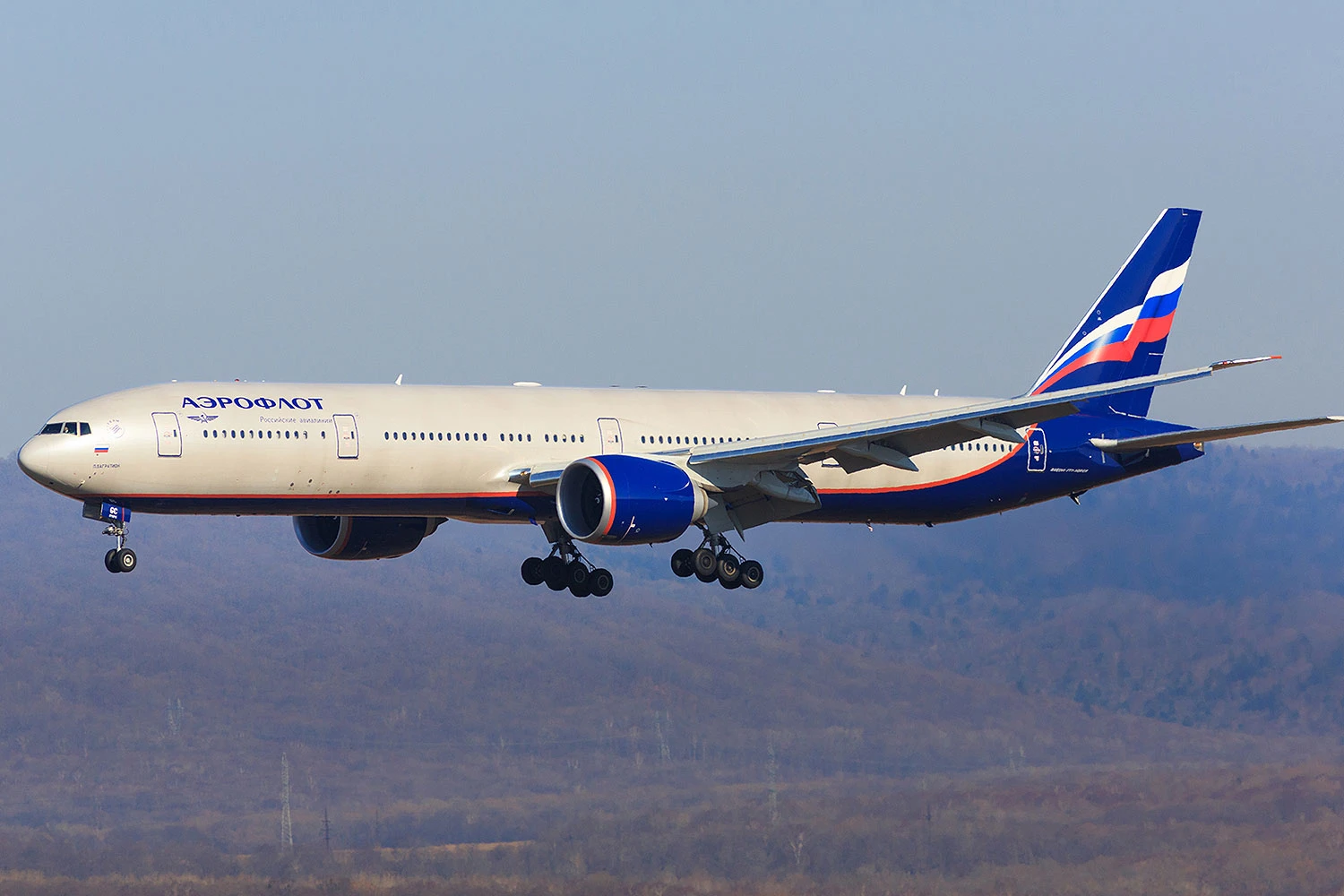 Sanções burladas: Rússia teria recebido 1 bilhão de euros em peças de jatos Boeing e Airbus