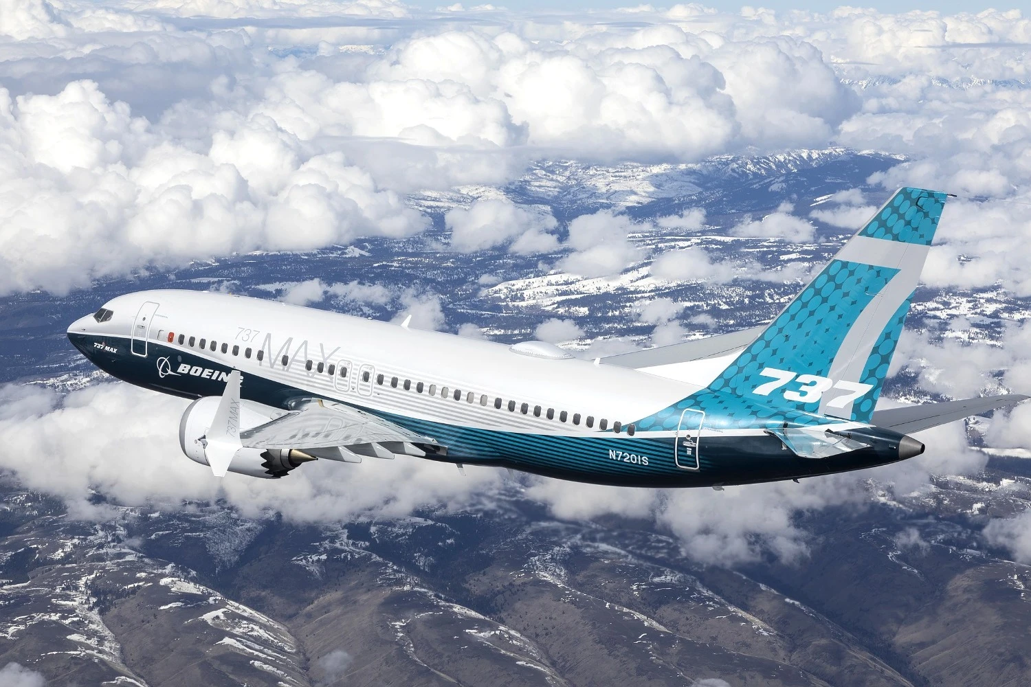 Boeing 737 MAX 7 pode ser aprovado no meio do ano e o MAX 10 até dezembro, diz FAA