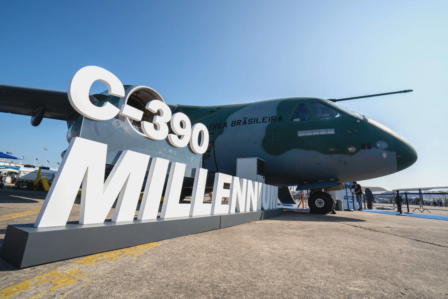 Embraer encerra inscrições para estágio com 300 vagas nesta sexta, 10