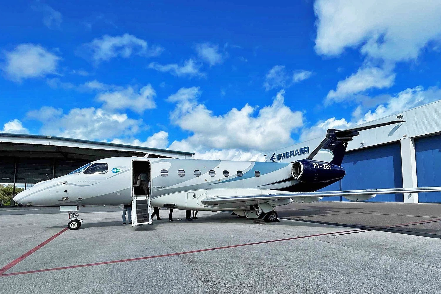 Embraer deve arcar com R$ 2 bilhões em tarifas dos EUA apenas em 2025