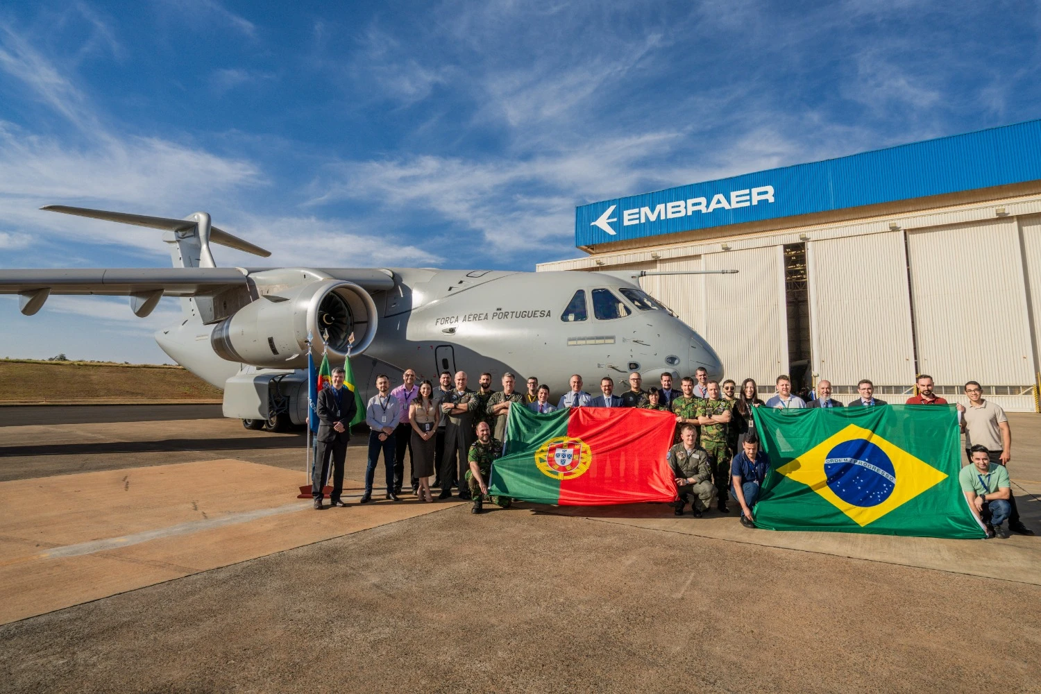 Terceiro KC-390 &eacute; entregue &agrave; Portugal (Embraer)