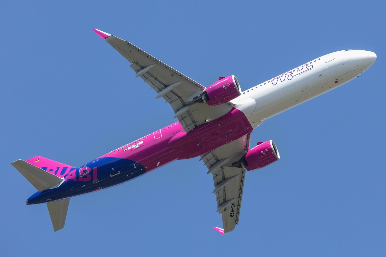Wizz Air anuncia fim de subsidiária nos Emirados Árabes Unidos