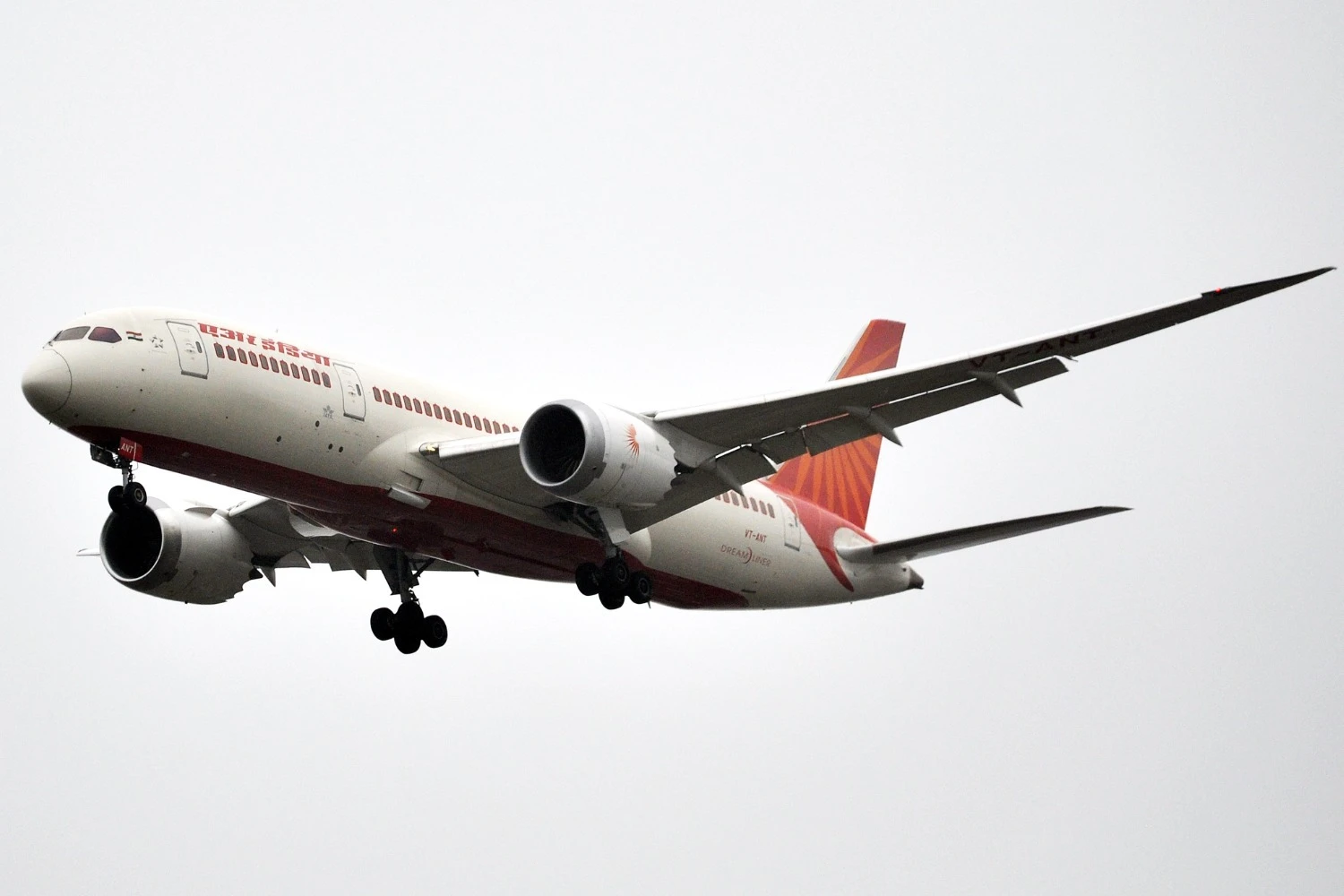 Air India inicia retrofit de widebodies que vai durar até 2028