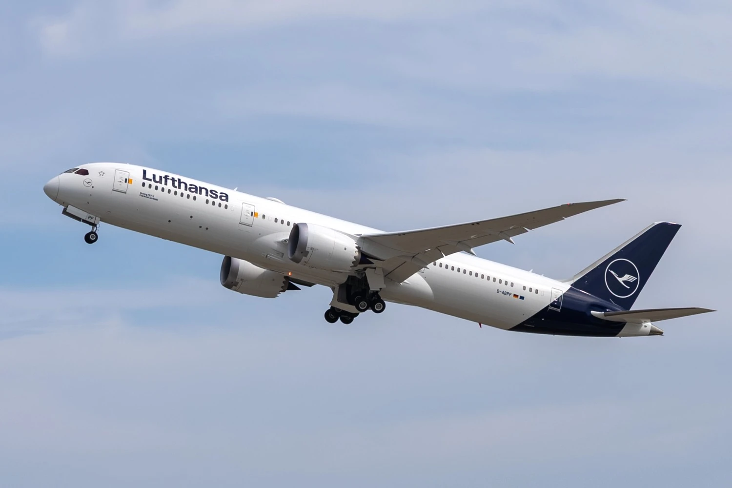 Lufthansa espera receber v&aacute;rios Dreamliners nas pr&oacute;ximas semanas (Lufthansa)