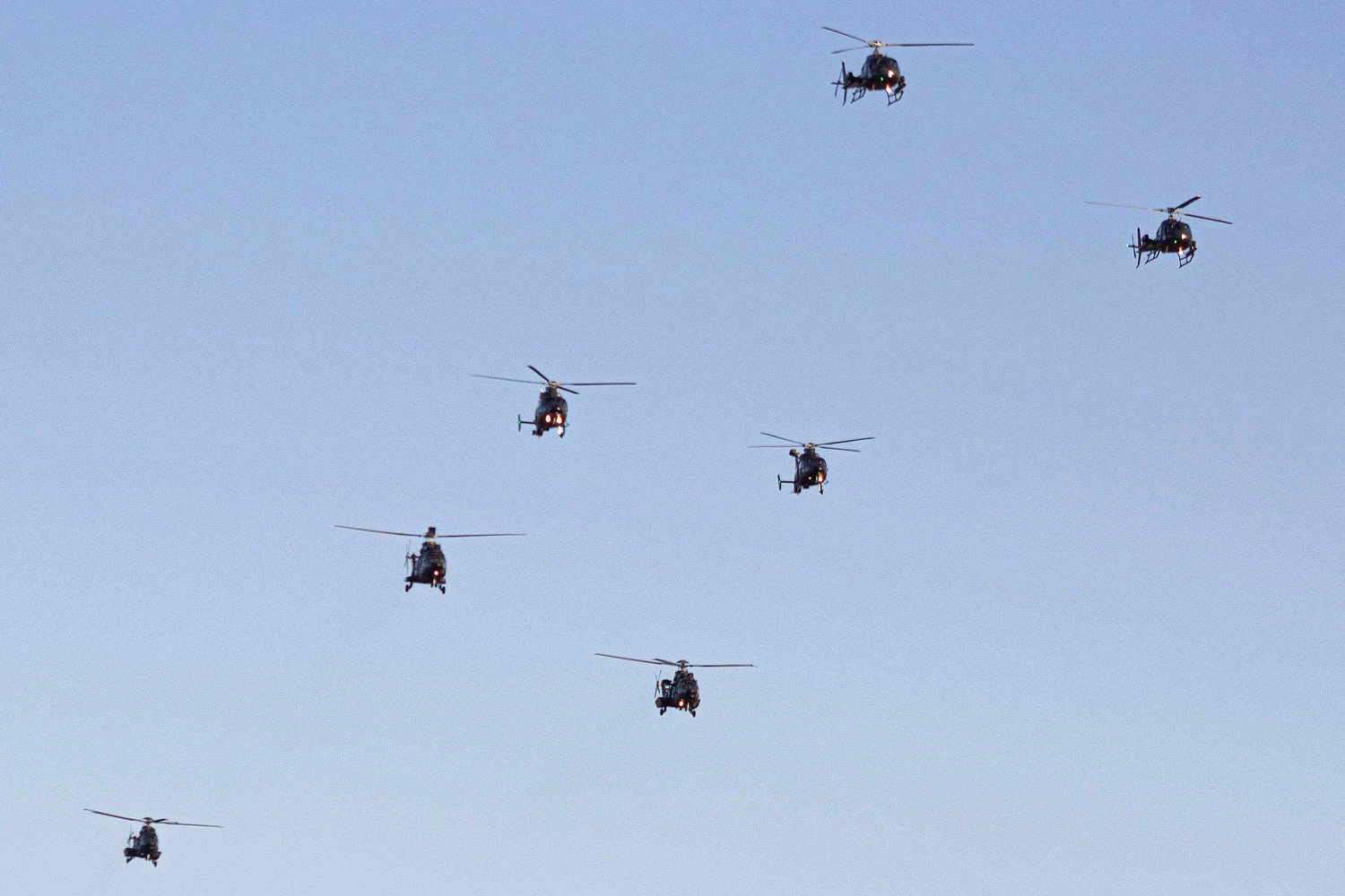 Revoada de helic&oacute;pteros do Ex&eacute;rcito Brasileiro (Lucas Barcat)