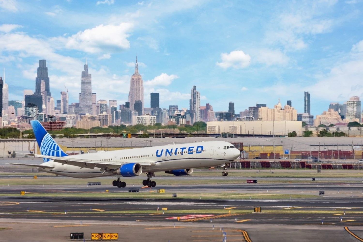 United comemora melhora operacional no aeroporto de Newark